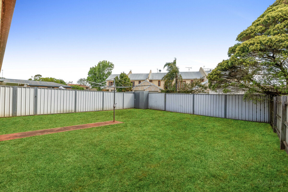 1 & 2 / 14 Crosby Street, Darling Heights QLD 4350, Darling Heights - Thumbnail 7