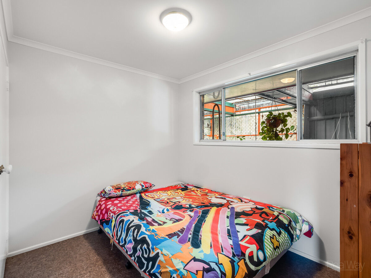 15 Cunningham Street, Oakey QLD 4401, Oakey - Thumbnail 6