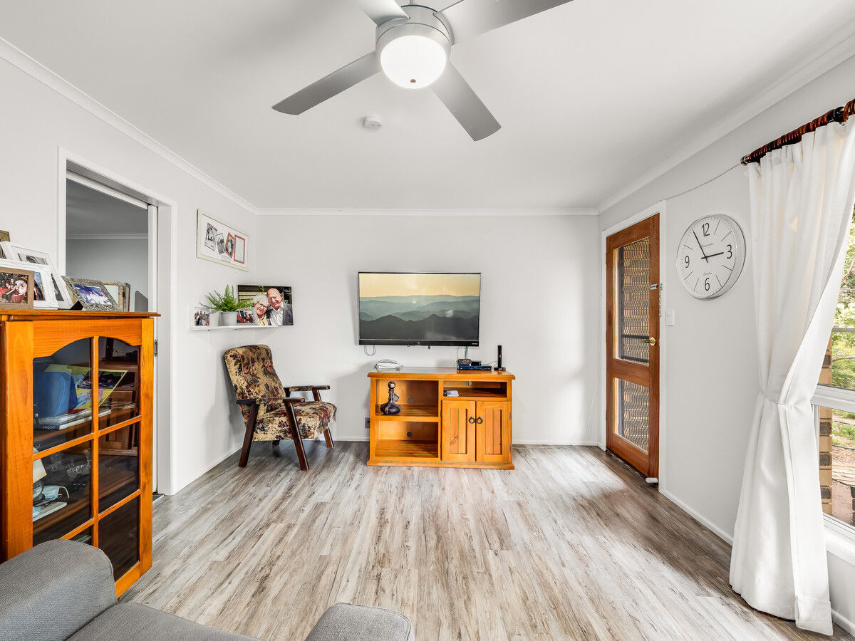 15 Cunningham Street, Oakey QLD 4401, Oakey - Thumbnail 2
