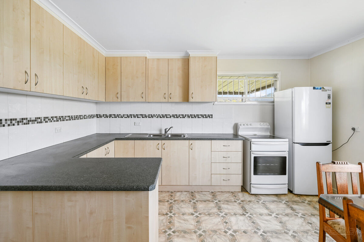 12 Dolleys Road, Withcott QLD 4352, Withcott - Thumbnail 3