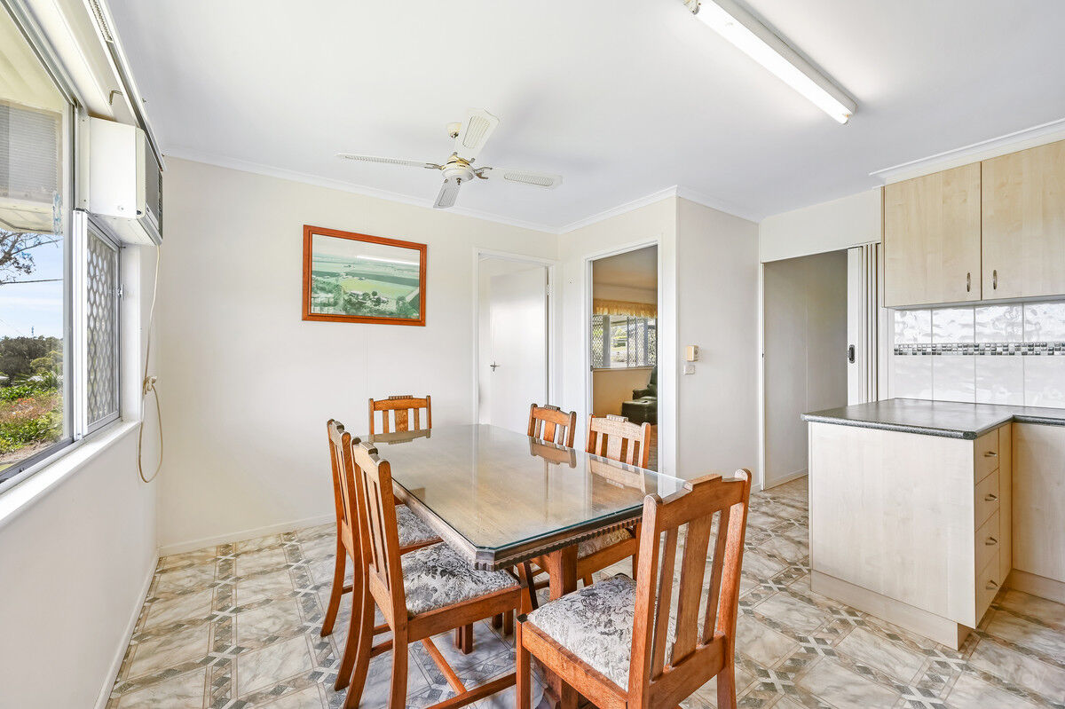 12 Dolleys Road, Withcott QLD 4352, Withcott - Thumbnail 4
