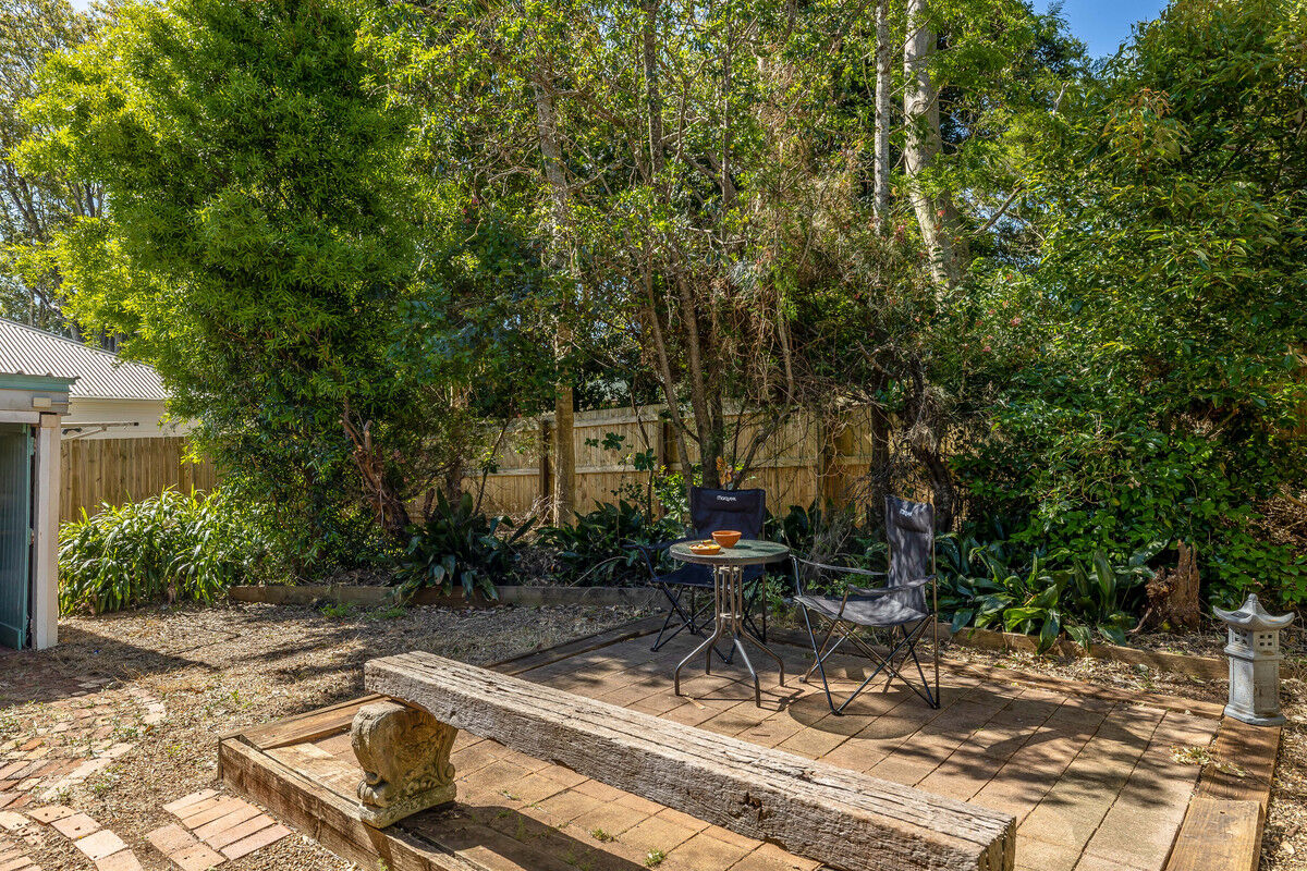 37 Collins Street, Mount Lofty QLD 4350, Mount Lofty - Thumbnail 4