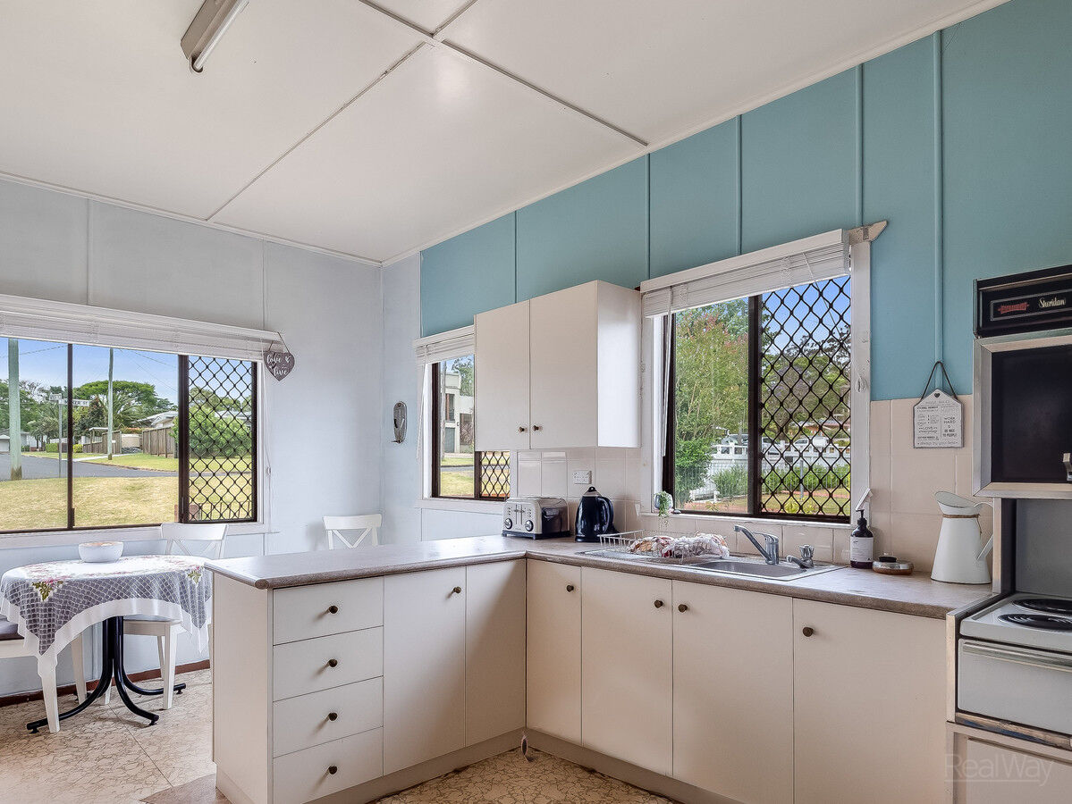 44 Maker Street, Rangeville QLD 4350, Rangeville - Thumbnail 2