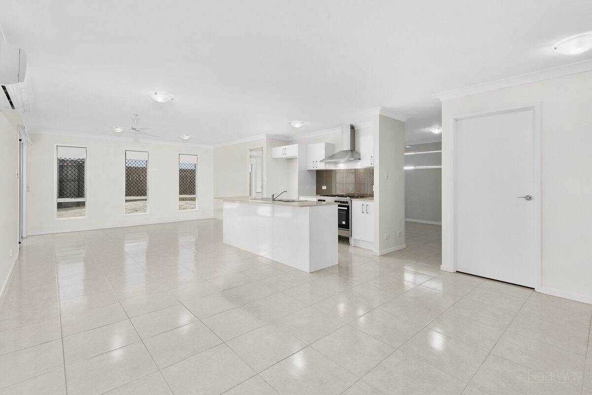 15 Whitefield Street, Glenvale QLD 4350, Glenvale - Thumbnail 4