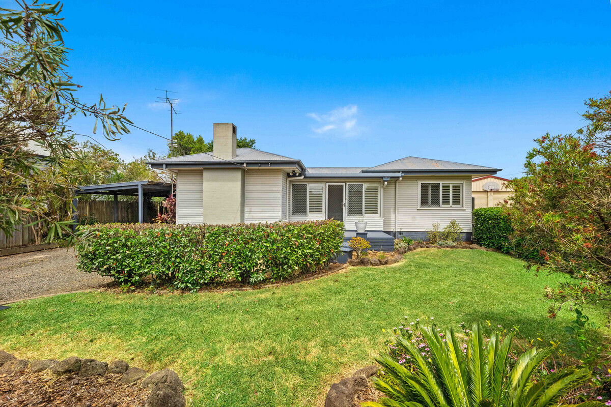 26 McGregor Street, Wilsonton QLD 4350, Wilsonton - Thumbnail 2