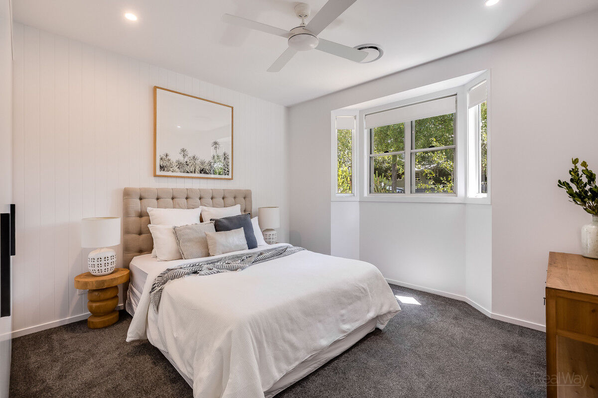 10 Collins Street, Mount Lofty QLD 4350, Mount Lofty - Thumbnail 4