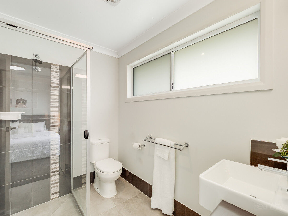 10 Madrid Court, Glenvale QLD 4350, Glenvale - Thumbnail 7