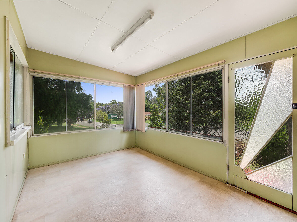 333-337 Tor Street, Wilsonton QLD 4350, Wilsonton - Thumbnail 6