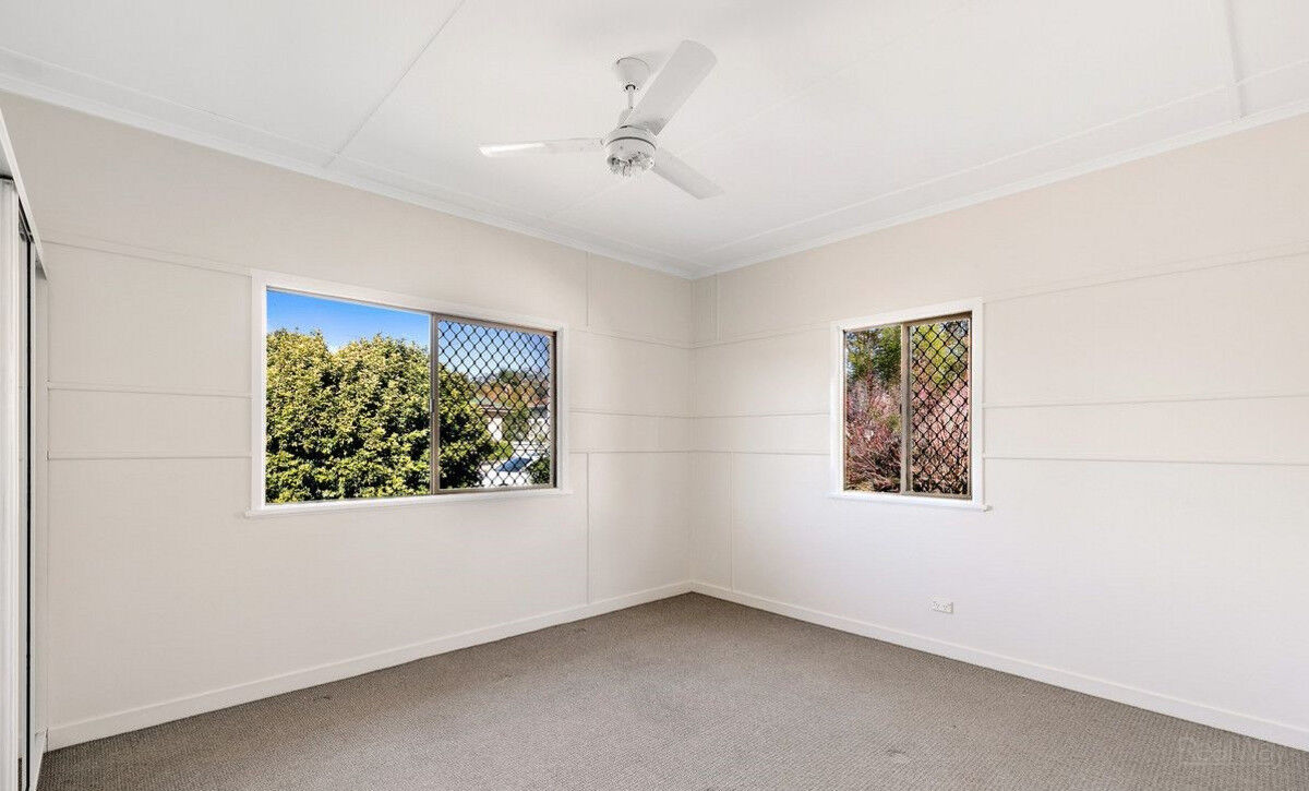 21 Elizabeth Street, South Toowoomba QLD 4350, South Toowoomba - Thumbnail 6