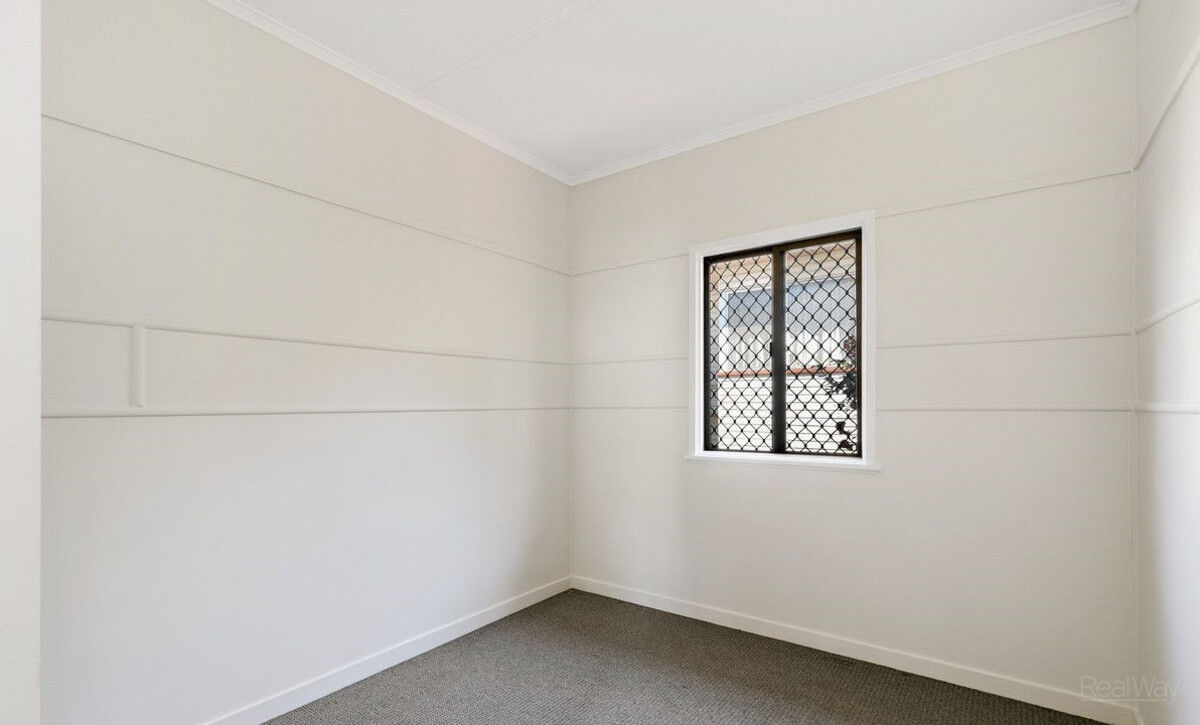 21 Elizabeth Street, South Toowoomba QLD 4350, South Toowoomba - Thumbnail 7