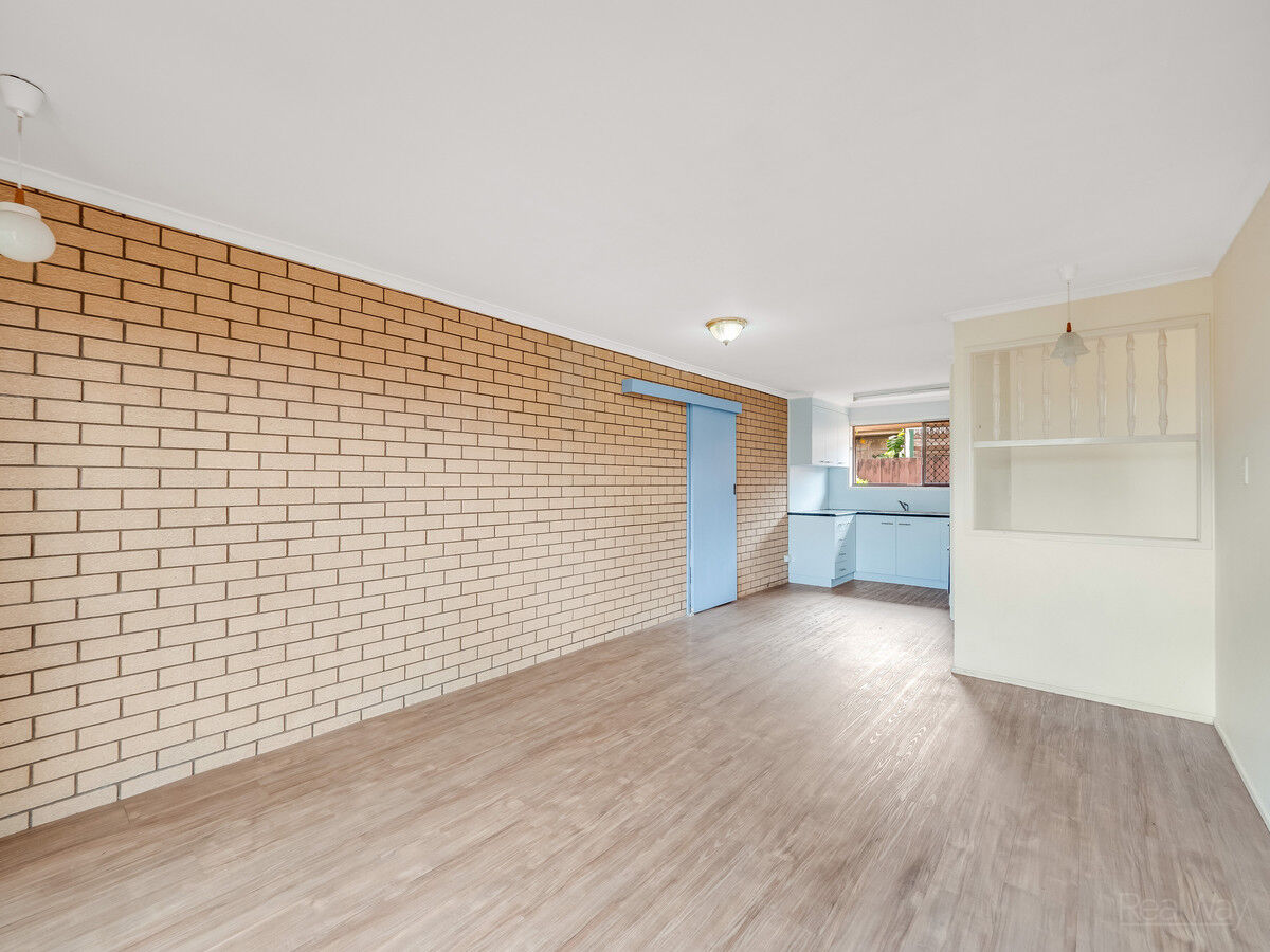 1 / 10 Gloucester Crescent, Darling Heights QLD 4350, Darling Heights - Thumbnail 4