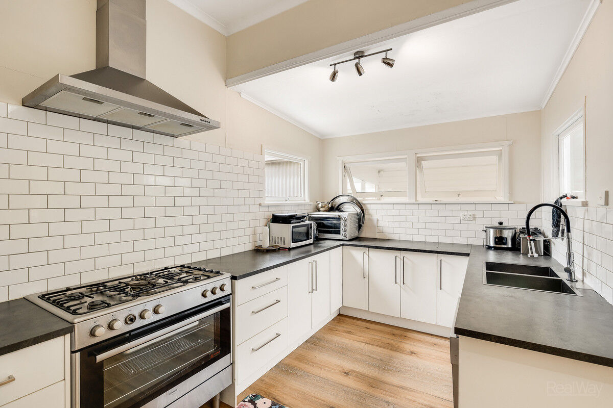 134 Taylor Street, Newtown QLD 4350, Newtown - Thumbnail 4