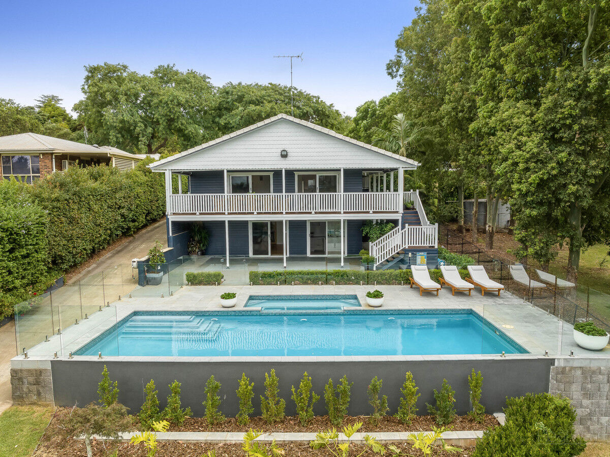 43 Harvey Street, Mount Lofty QLD 4350, Mount Lofty - Thumbnail 2