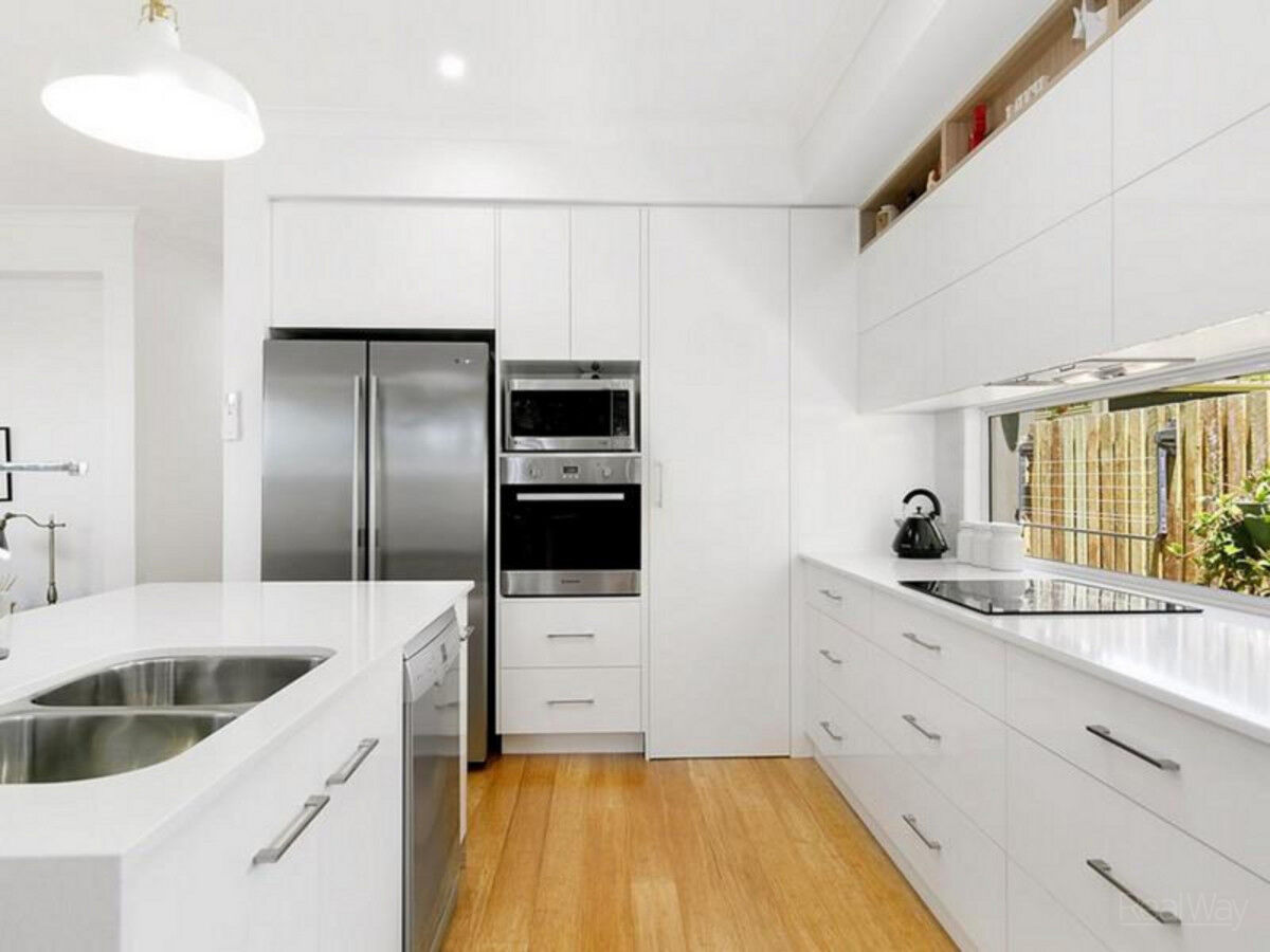 2 / 19 Wallace Street, Newtown QLD 4350, Newtown - Thumbnail 2