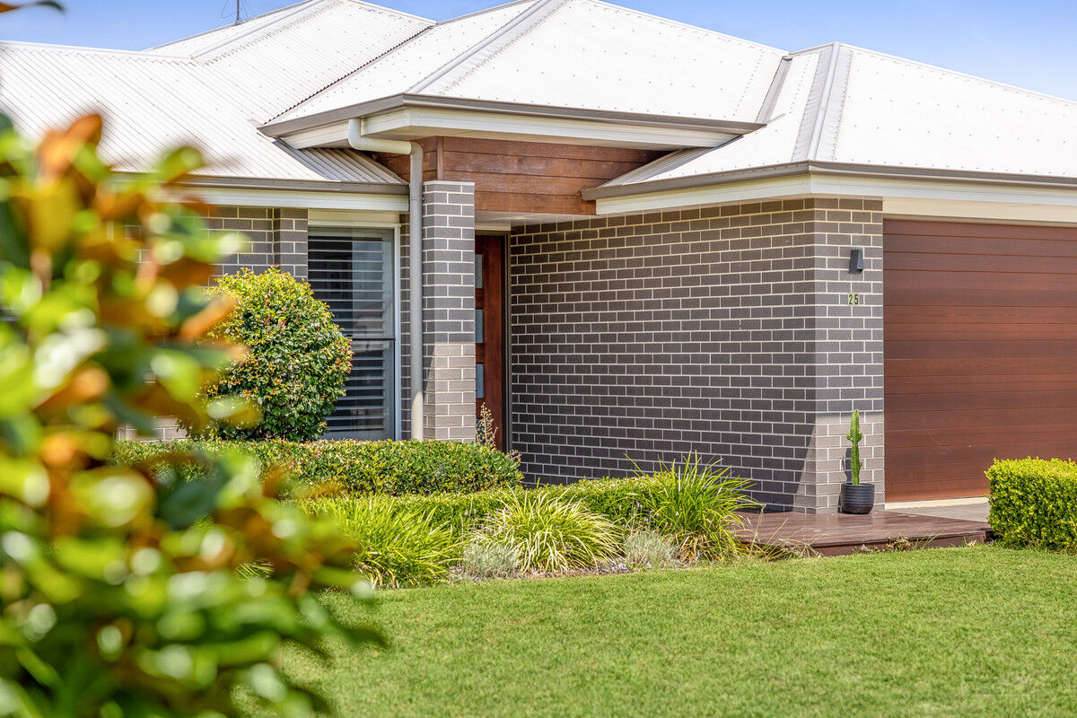25 Ridge Drive, Cambooya QLD 4358, Cambooya - Thumbnail 2