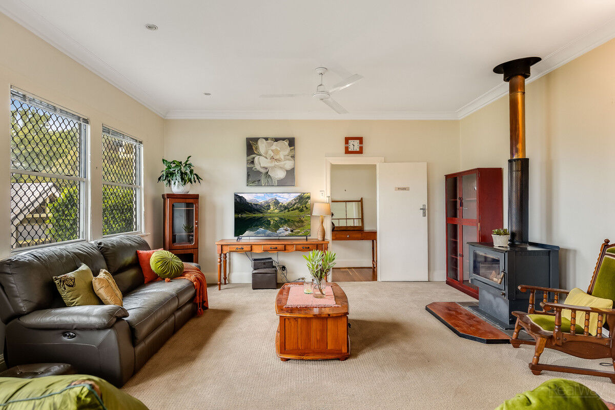 33 Lloyd Street, Harristown QLD 4350, Harristown - Thumbnail 5