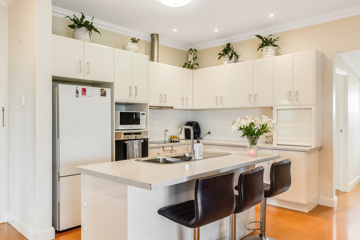 33 Lloyd Street, Harristown QLD 4350, Harristown - Thumbnail 6