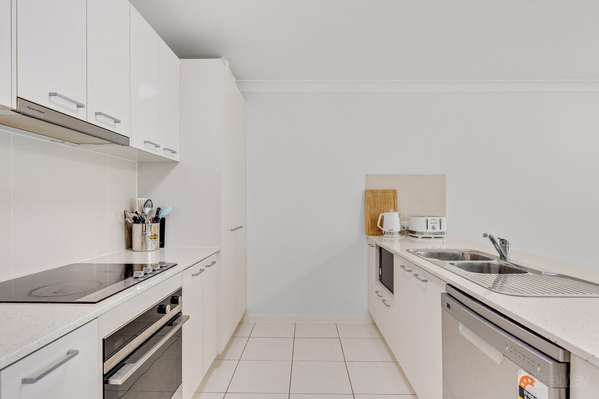 18 Carlin Street, Glenvale QLD 4350, Glenvale - Thumbnail 4