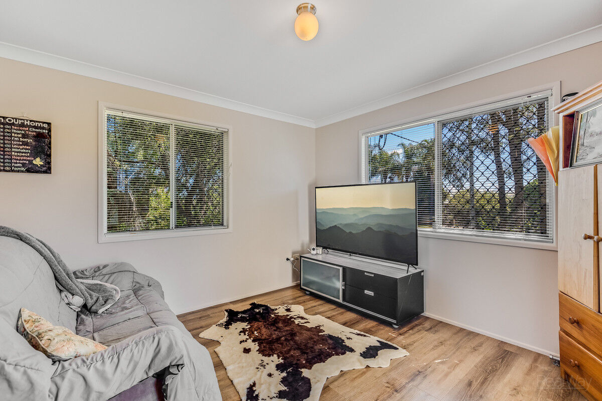 12 Weise Street, Oakey QLD 4401, Oakey - Thumbnail 4