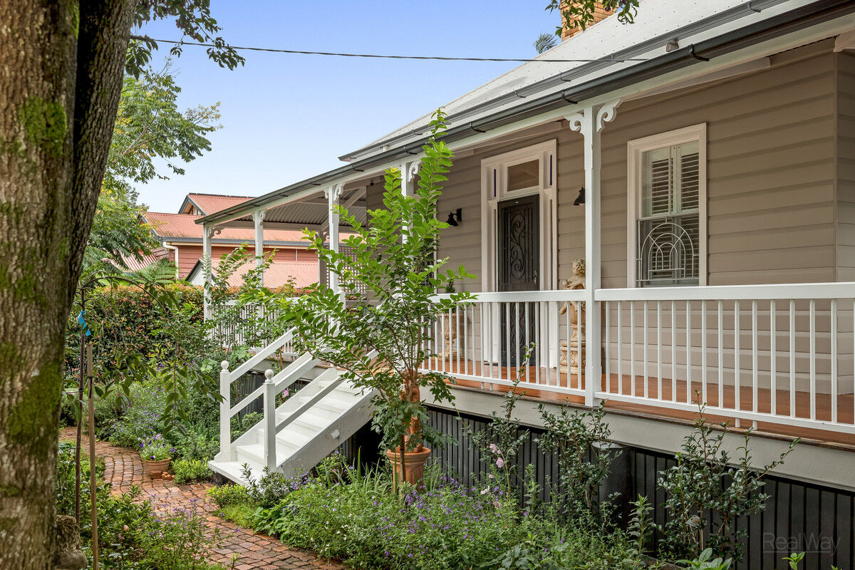 6 Clairmont Street, Newtown QLD 4350, Newtown - Thumbnail 2