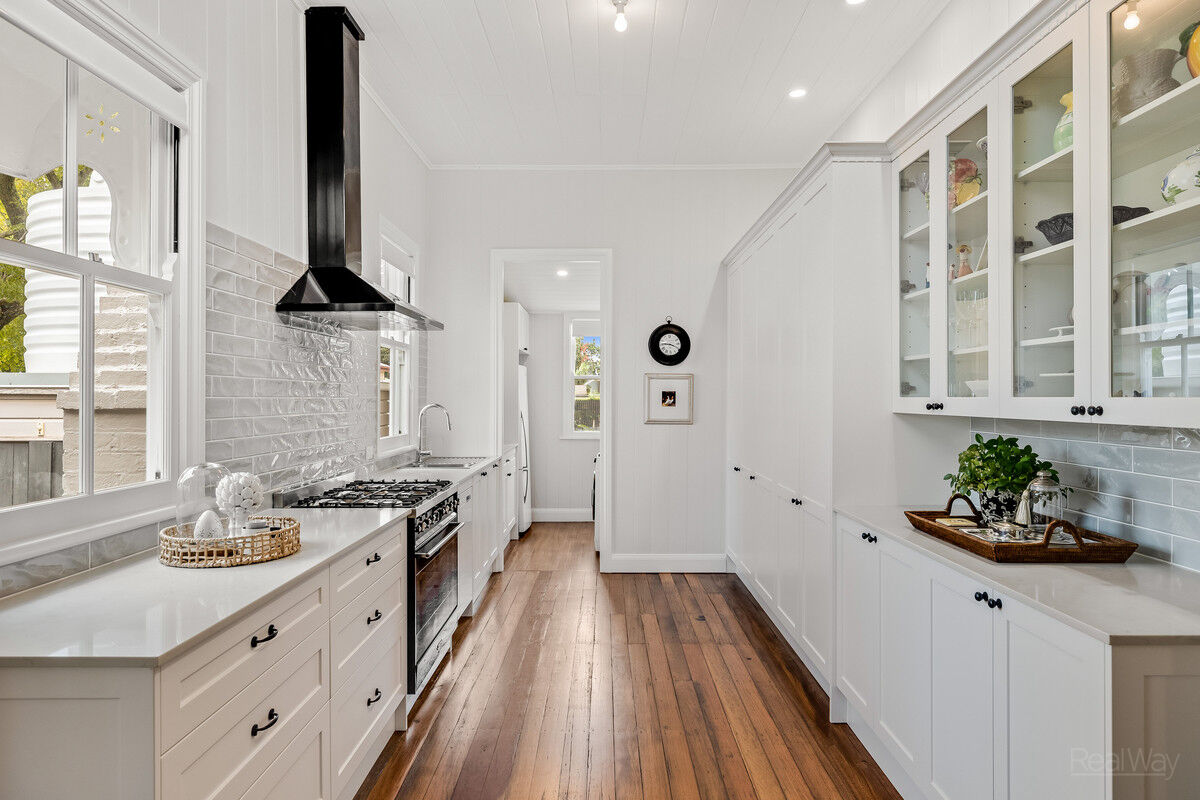 6 Clairmont Street, Newtown QLD 4350, Newtown - Thumbnail 7