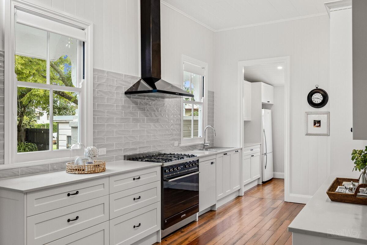 6 Clairmont Street, Newtown QLD 4350, Newtown - Thumbnail 6