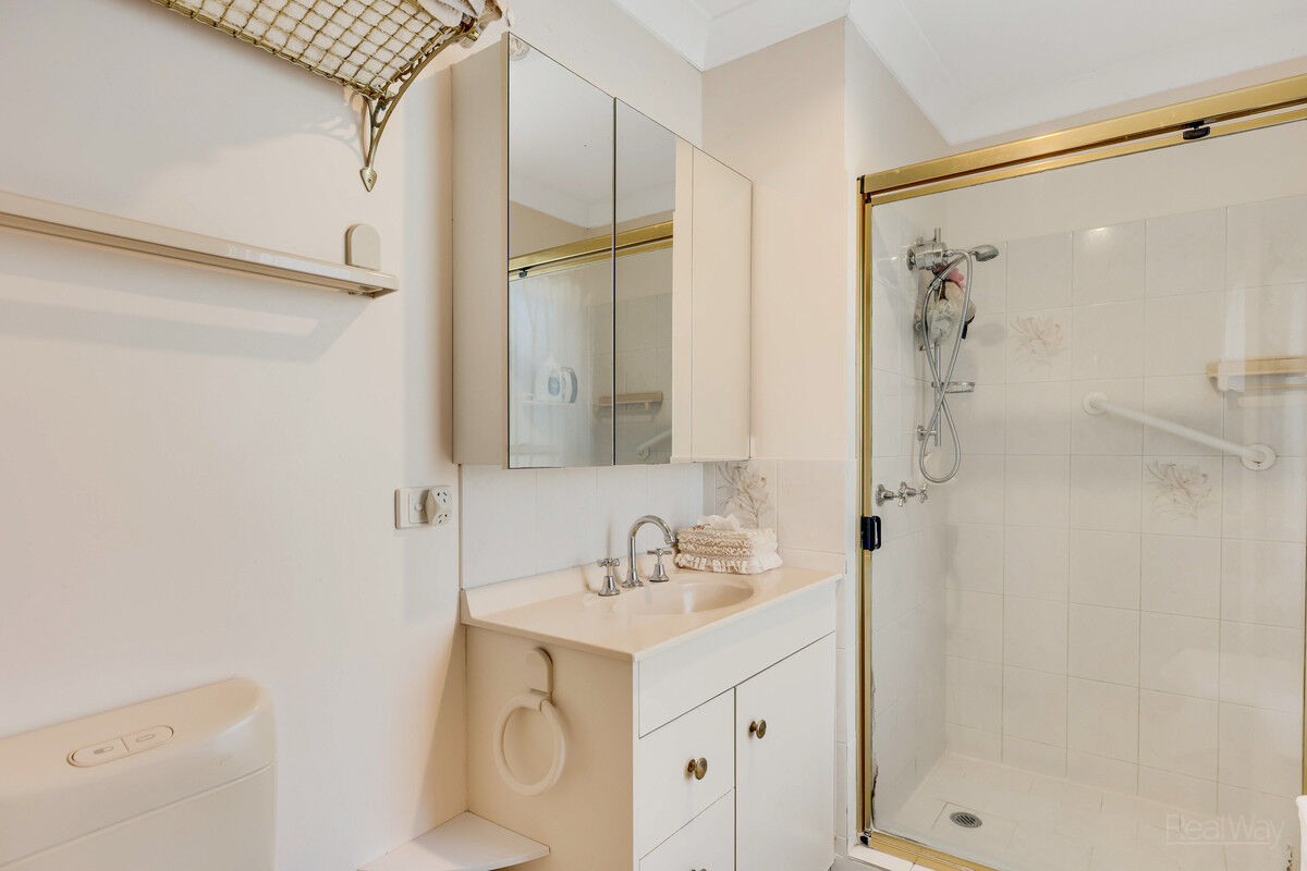 1 / 6 Shane Court, Rockville QLD 4350, Rockville - Thumbnail 7
