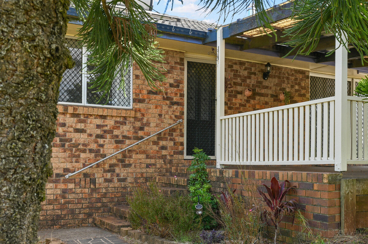 4 Traminer Drive, Wilsonton Heights QLD 4350, Wilsonton Heights - Thumbnail 2