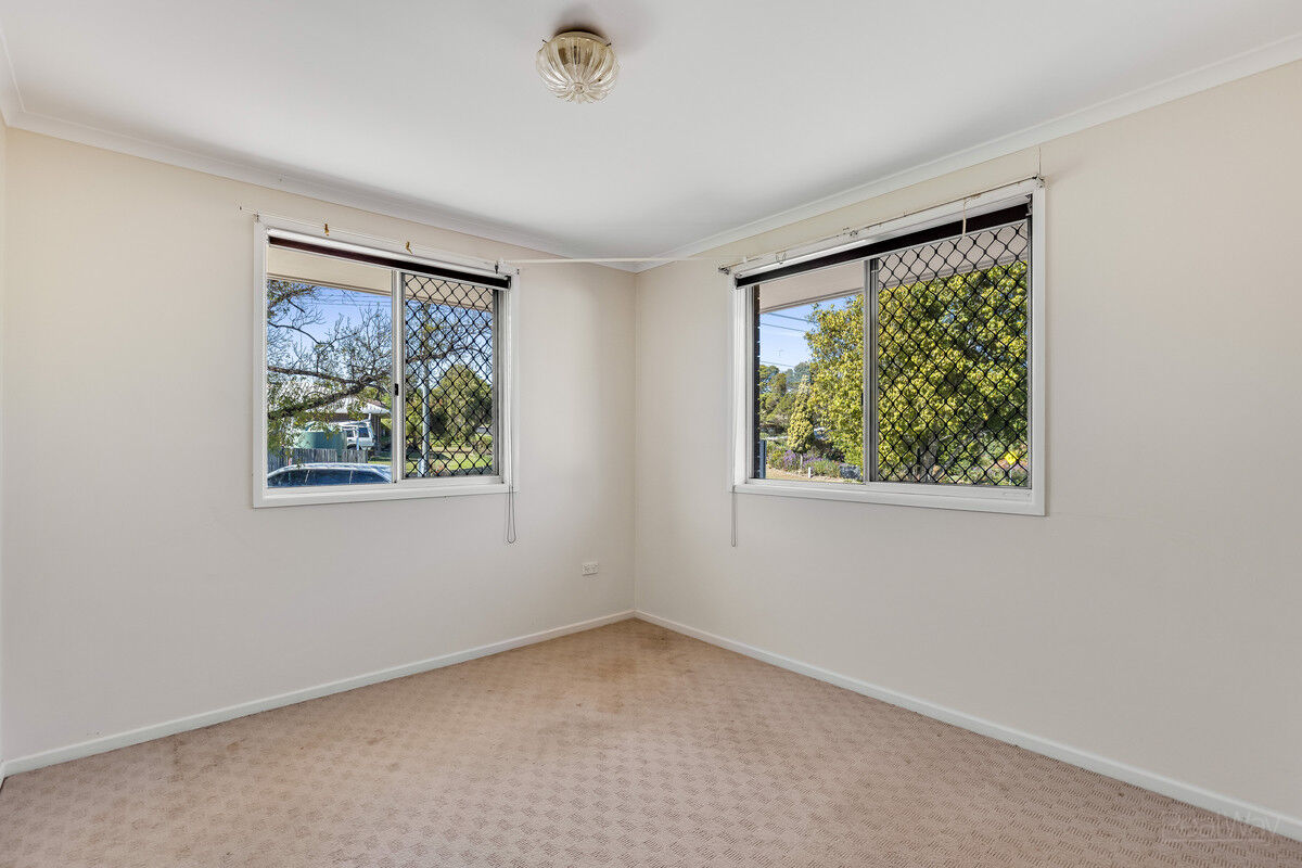 1 / 17 Wright Street, Wilsonton QLD 4350, Wilsonton - Thumbnail 4