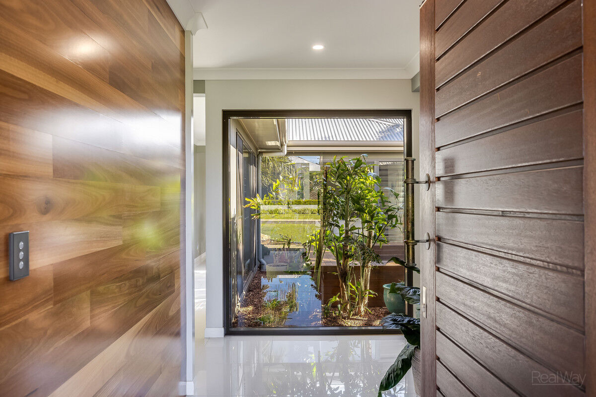 13 Daniells Close, Middle Ridge QLD 4350, Middle Ridge - Thumbnail 3