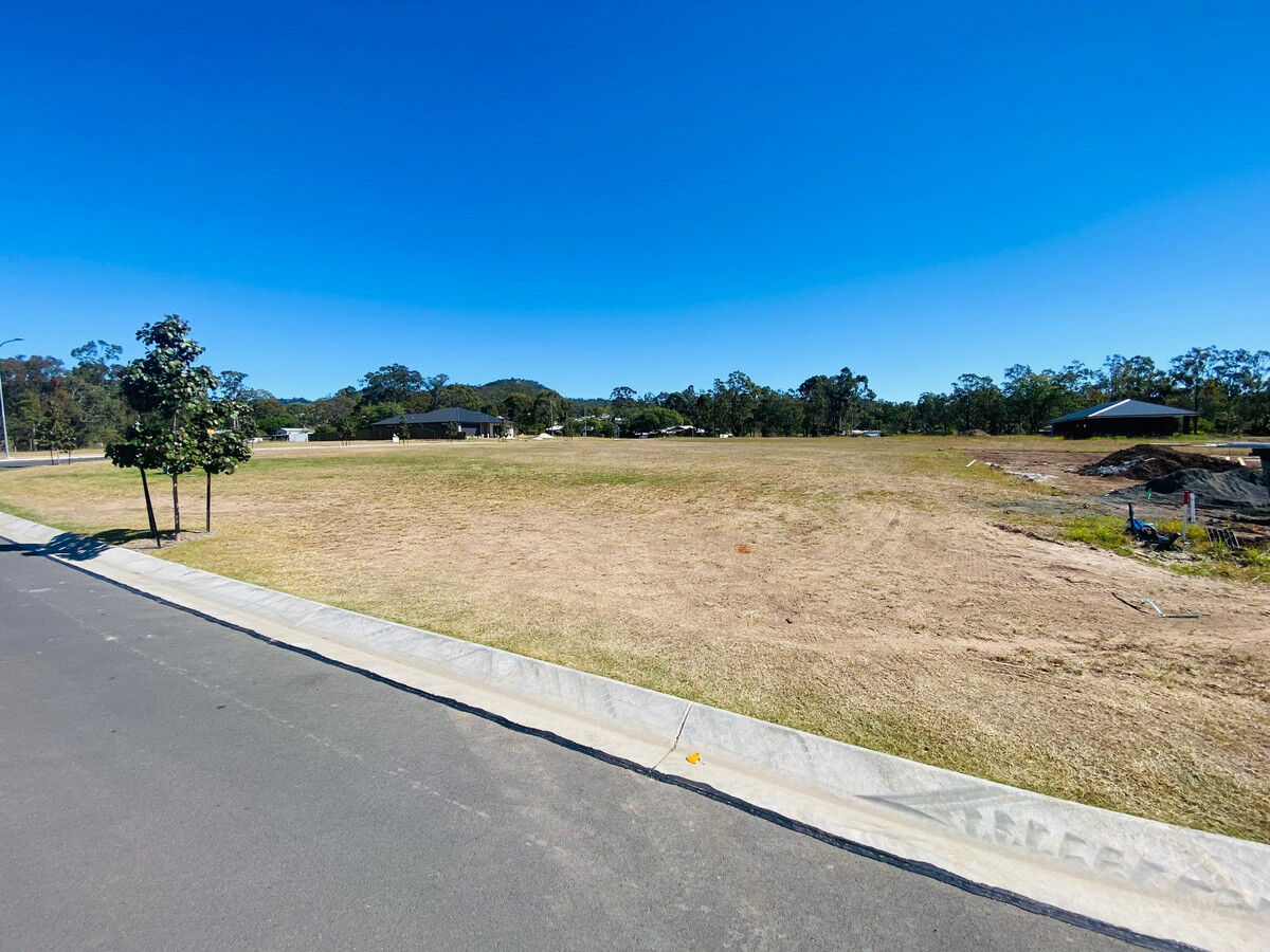 82 Parkridge Drive, Withcott QLD 4352, Withcott - Thumbnail 3