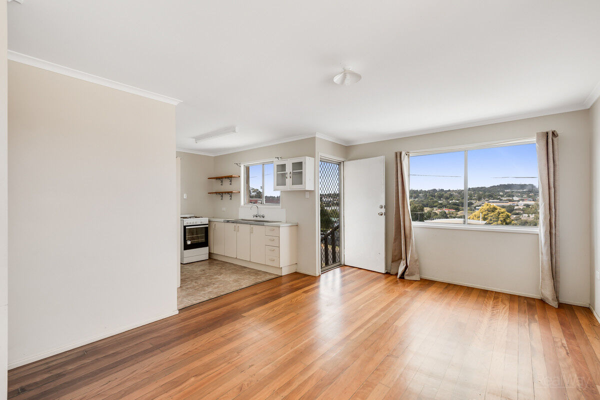 75 Vanity Street, Rockville QLD 4350, Rockville - Thumbnail 2