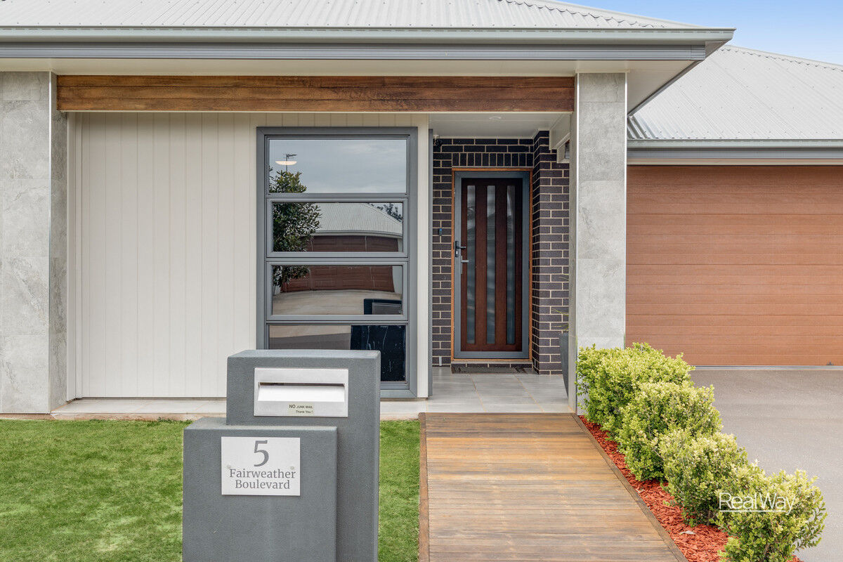 5 Fairweather Boulevard, Highfields QLD 4352, Highfields - Thumbnail 2