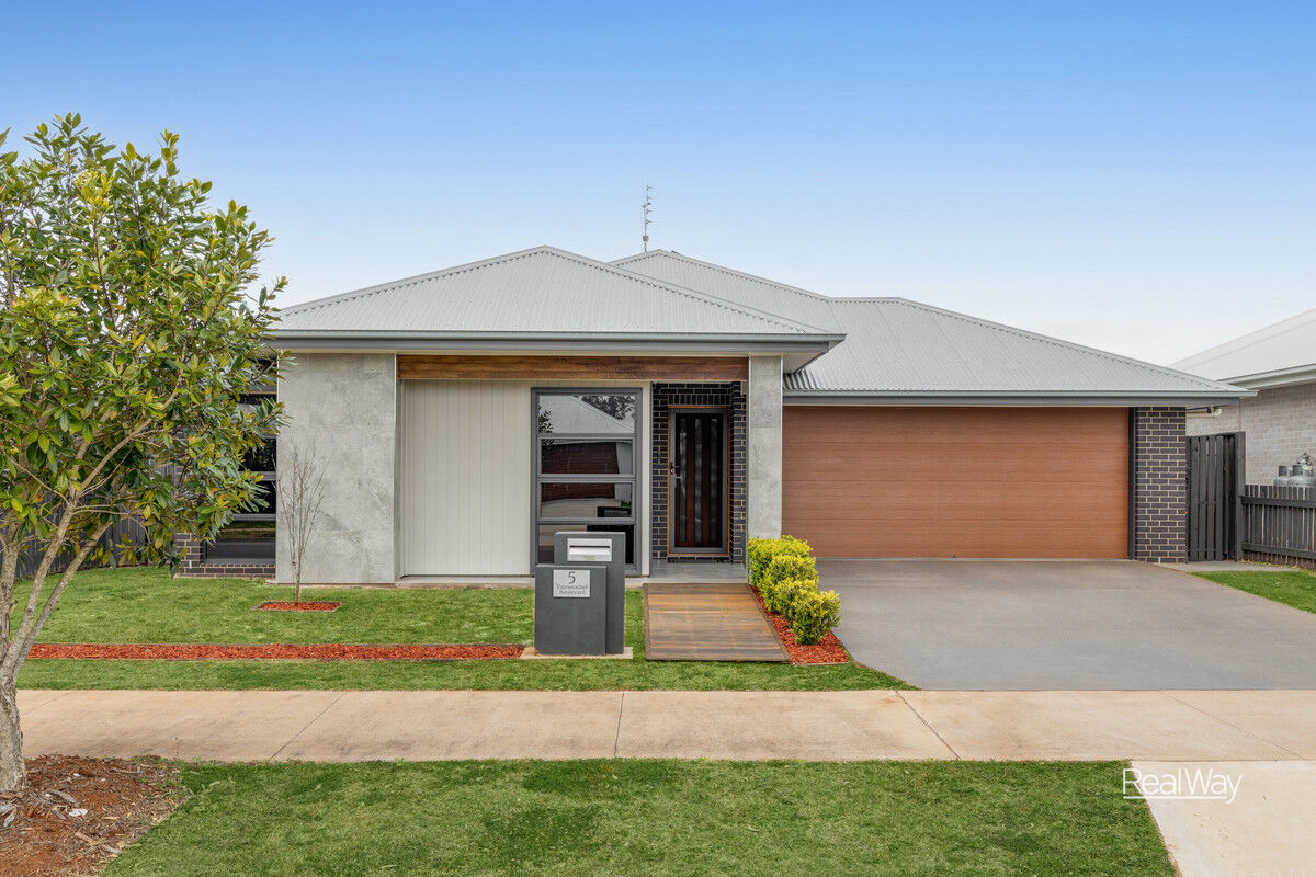 5 Fairweather Boulevard, Highfields QLD 4352, Highfields - Thumbnail 3