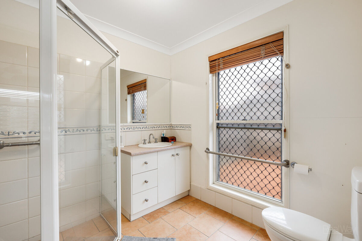 6 Mengel Court, Middle Ridge QLD 4350, Middle Ridge - Thumbnail 5
