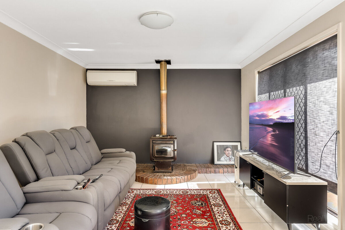 4 Nellie Street, Centenary Heights QLD 4350, Centenary Heights - Thumbnail 2