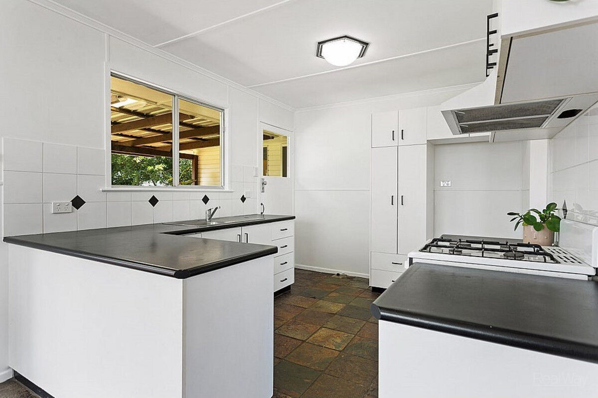 14 South Street, Rangeville QLD 4350, Rangeville - Thumbnail 2