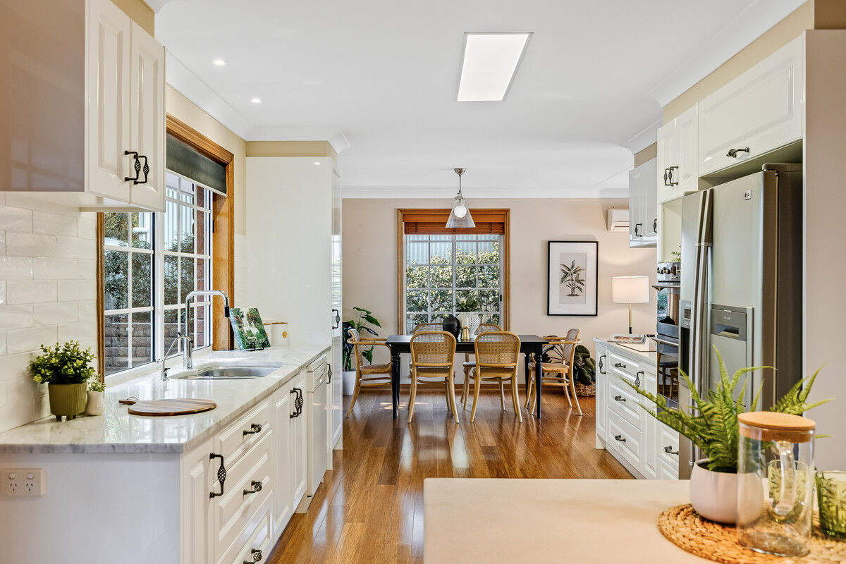 27 Range Street, Mount Lofty QLD 4350, Mount Lofty - Thumbnail 7