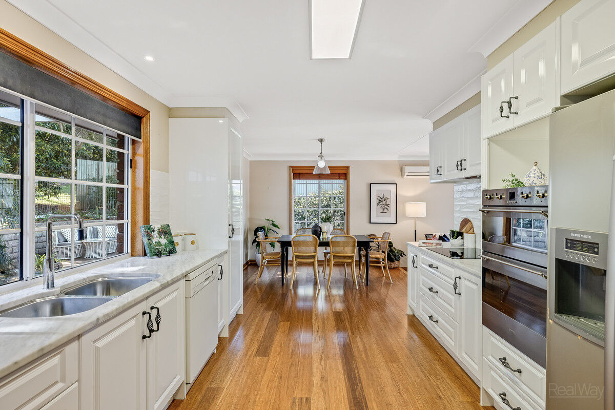 27 Range Street, Mount Lofty QLD 4350, Mount Lofty - Thumbnail 6