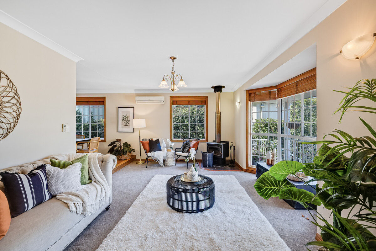 27 Range Street, Mount Lofty QLD 4350, Mount Lofty - Thumbnail 3