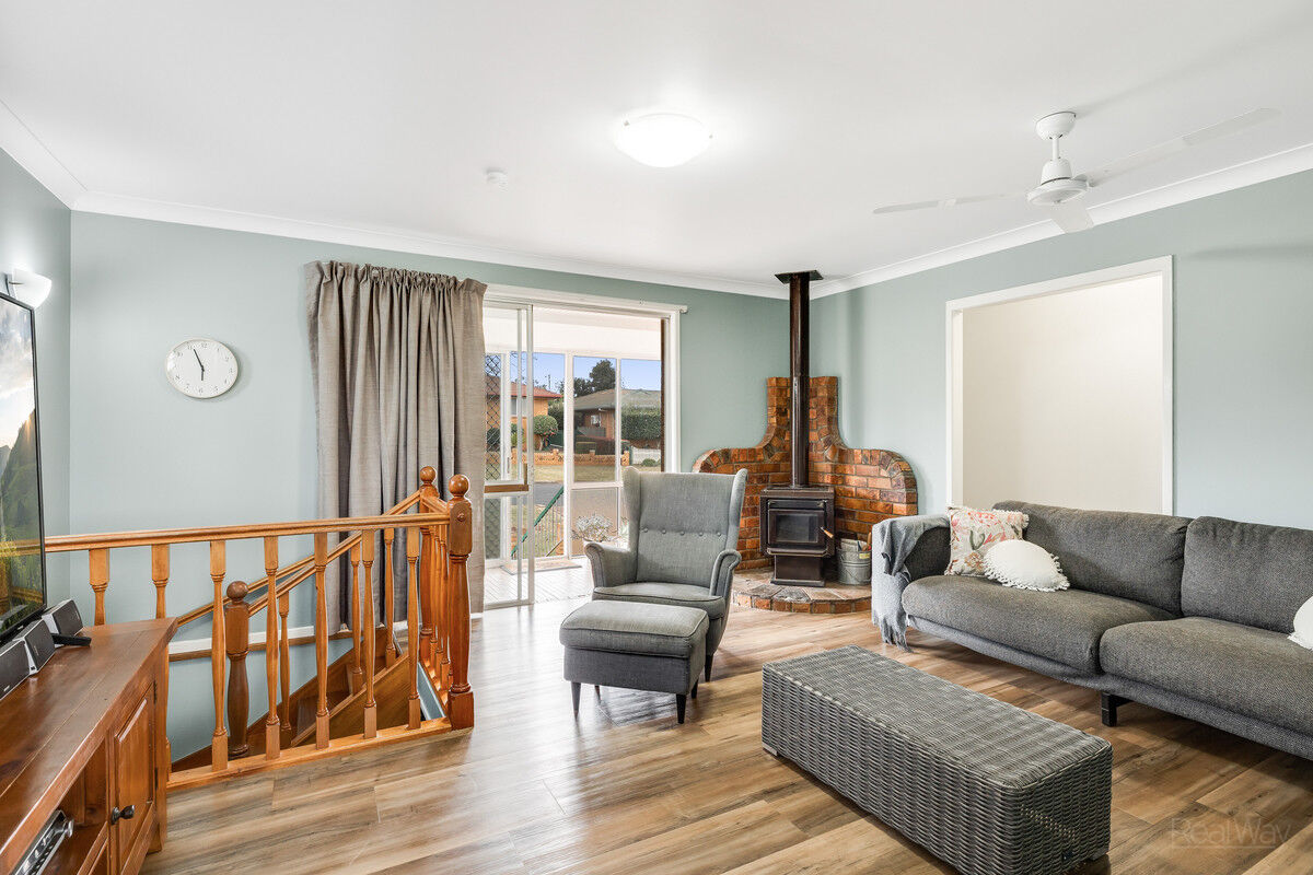 68 Debra Street, Centenary Heights QLD 4350, Centenary Heights - Thumbnail 3