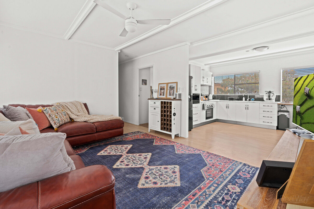 6 / 203 Campbell Street, Newtown QLD 4350, Newtown - Thumbnail 2