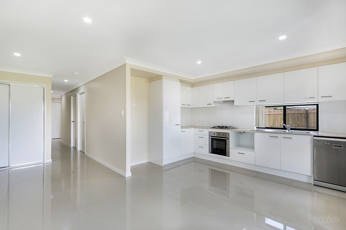 1 & 2 / 15 Kensei Street, Wyreema QLD 4352, Wyreema - Thumbnail 3