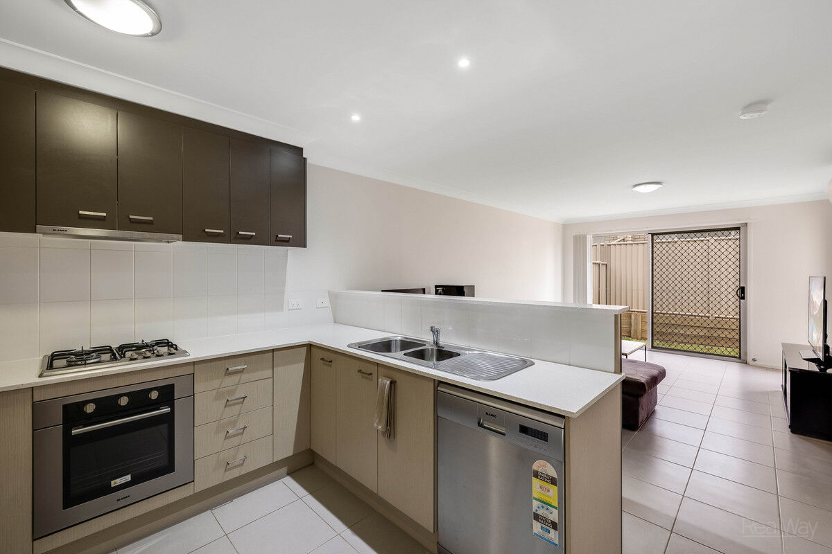 1 & 2 / 4 Northpoint Avenue, Harlaxton QLD 4350, Harlaxton - Thumbnail 4