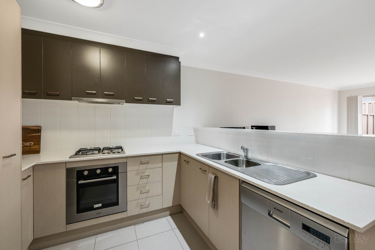 1 & 2 / 4 Northpoint Avenue, Harlaxton QLD 4350, Harlaxton - Thumbnail 2