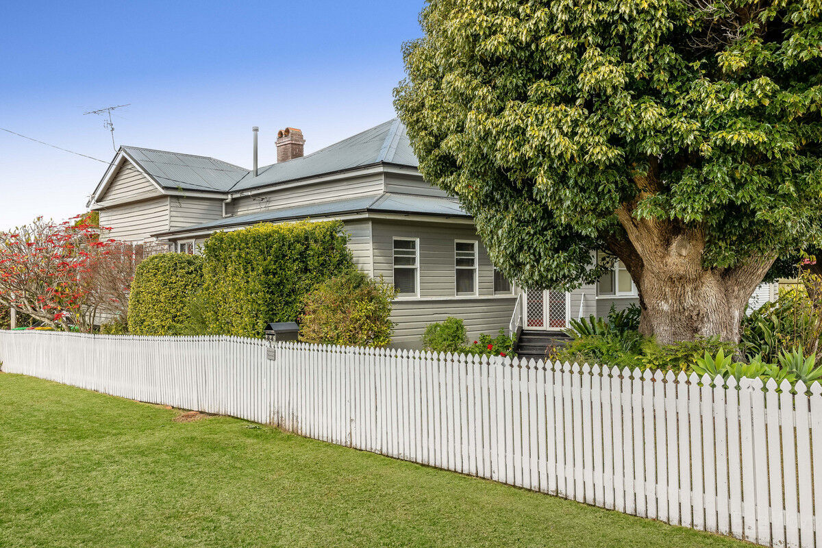 2 Evans Street, South Toowoomba QLD 4350, South Toowoomba - Thumbnail 5