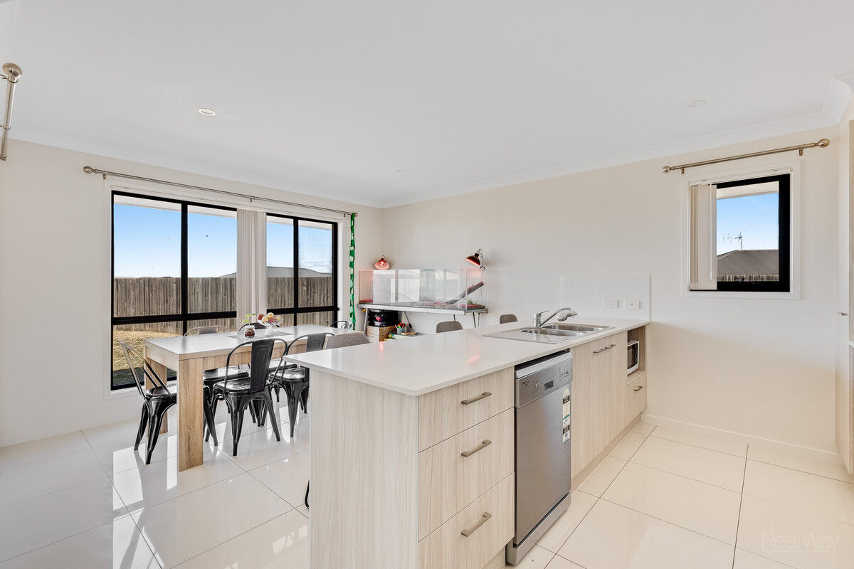 4 Tarcoola Street, Wyreema QLD 4352, Wyreema - Thumbnail 4