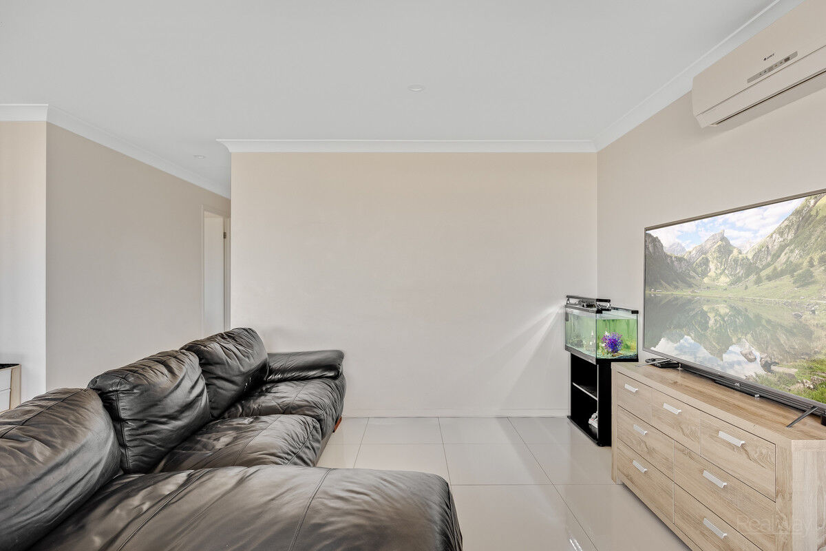 4 Tarcoola Street, Wyreema QLD 4352, Wyreema - Thumbnail 2