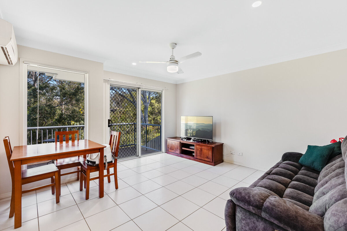 23 Carlin Street, GLENVALE QLD 4350, Glenvale - Thumbnail 2