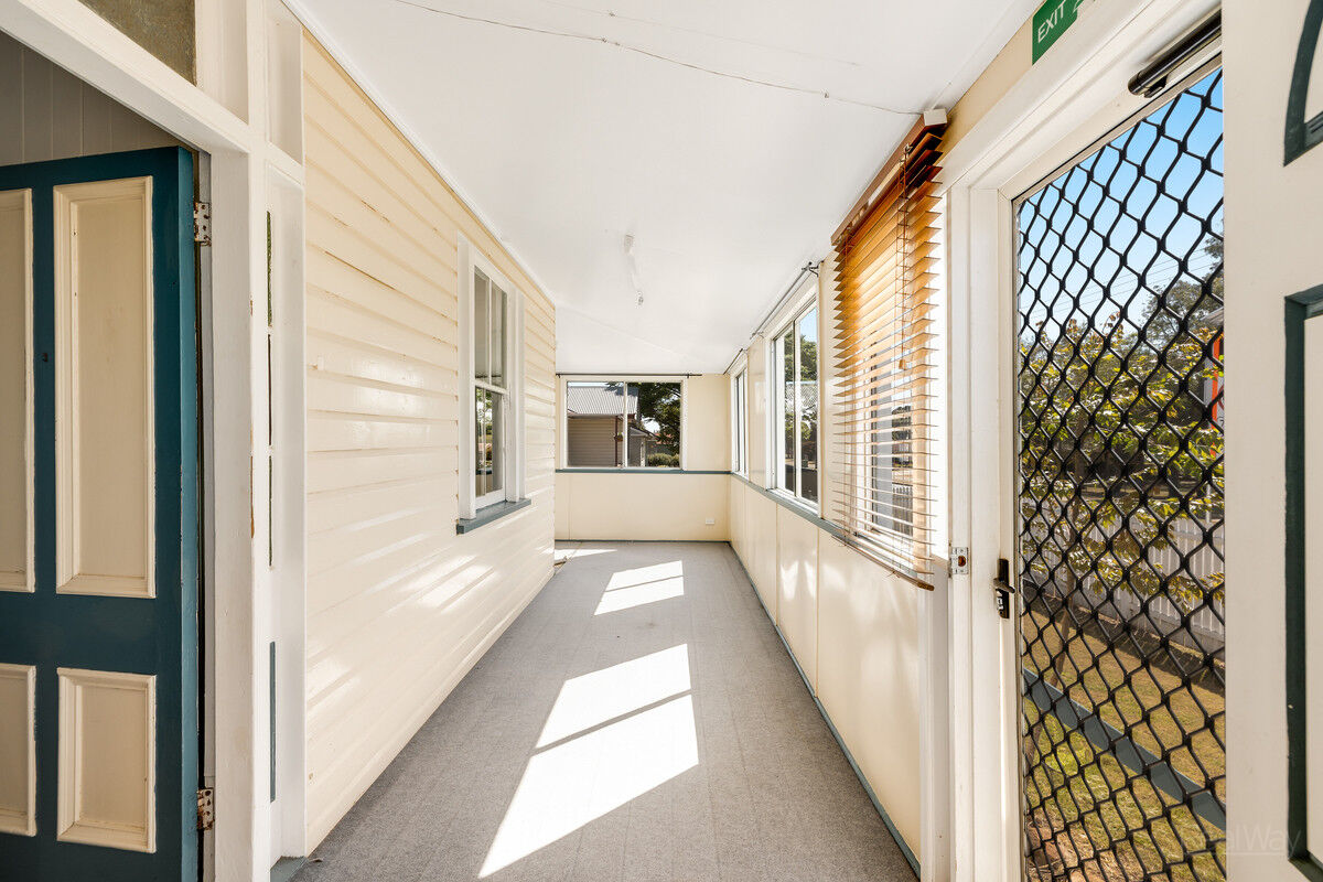 11 Burton Street, Harristown QLD 4350, Harristown - Thumbnail 8